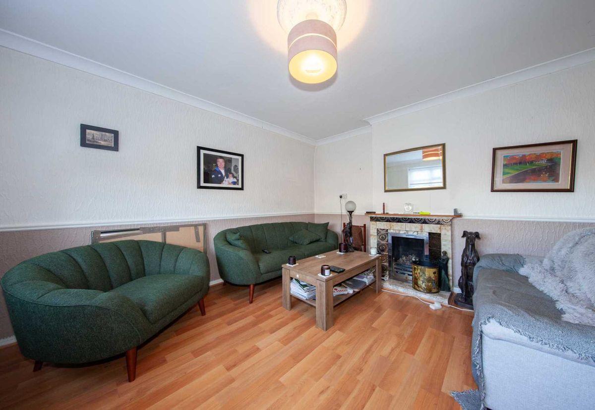 32 Cromcastle Green, Kilmore West, D05 H593, Kilmore, Dublin 5, D05H593, historical listing image 3