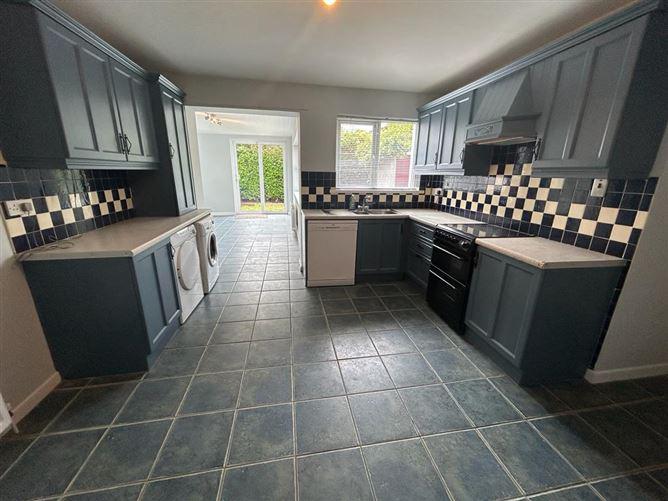 27 Parkway Drive, Model Farm Road, Cork, historical listing image 4