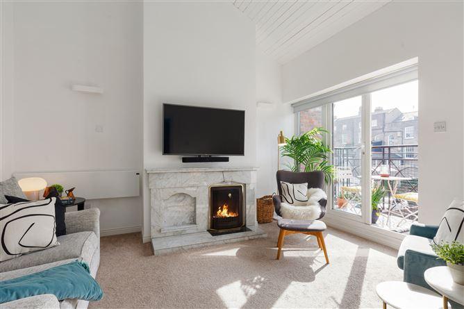8 Verschoyle Mews, Dublin 2, Dublin, historical listing image 1