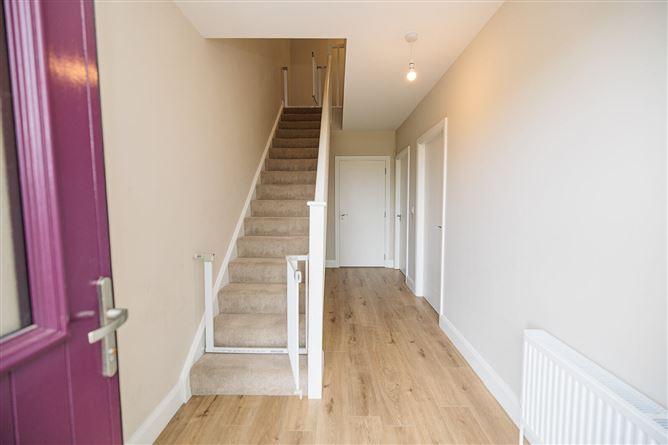7 The Green, Castle Oaks, Breagagh Valley, Kilkenny, historical listing image 4