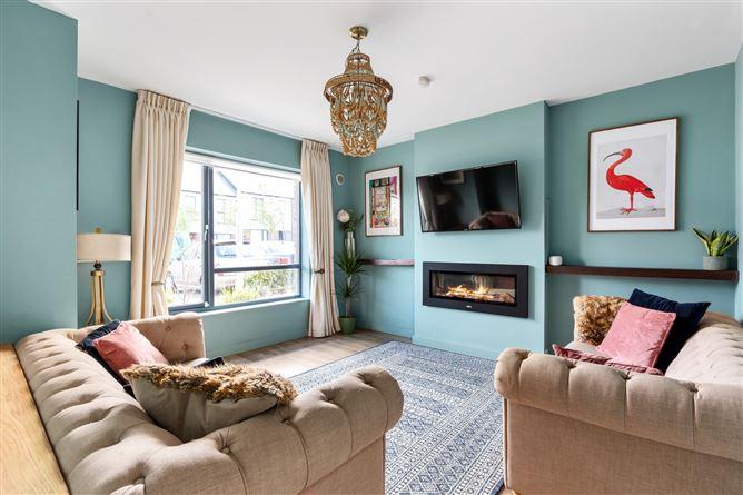 15 White Pines Court, Stocking Avenue, Rathfarnham, Dublin 16, historical listing image 3