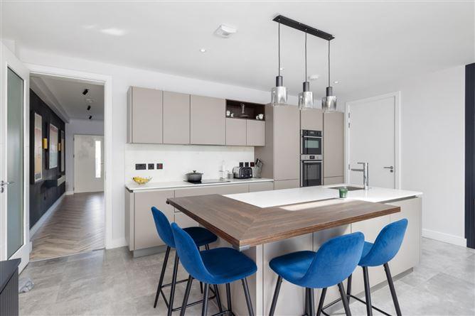 21 Westminster Wood, Foxrock, Dublin 18, historical listing image 5