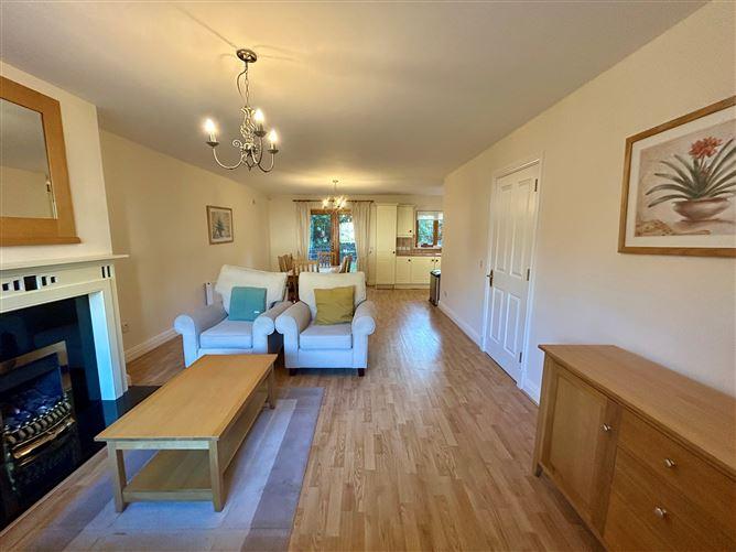 7 lord leitrim court, louth rynn estate, mohill, historical listing image 5