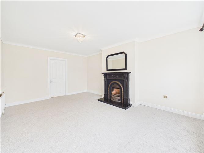11 Riverforest, Leixlip, Kildare, historical listing image 5
