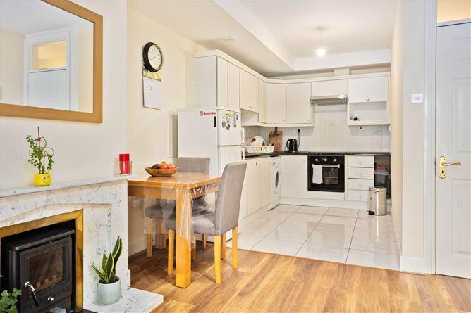 Apt 14 Poplar Grove, Naas, County Kildare, historical listing image 5