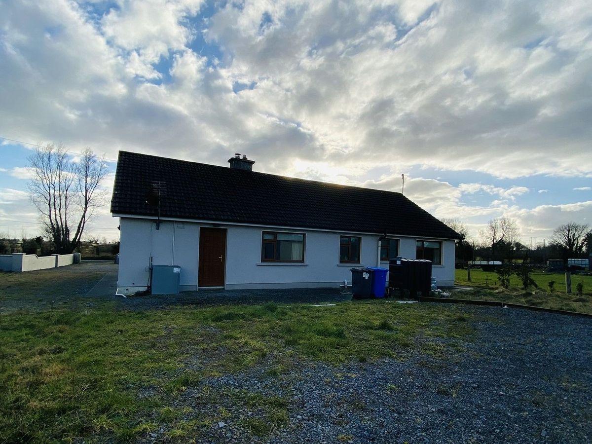 Cloonlaughnan, Mount Talbot, Roscommon, historical listing image 2