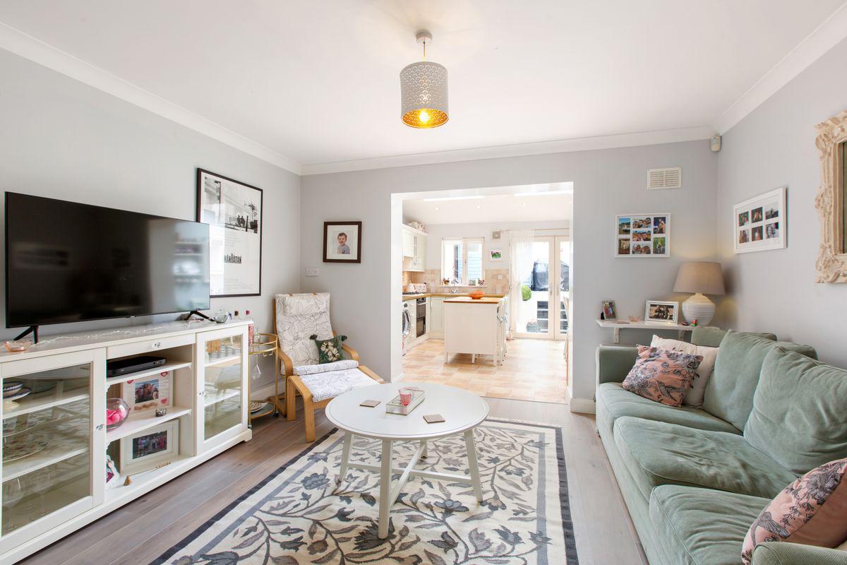 7 Cruagh Green, Cruagh Manor, Stepaside, Dublin 18, historical listing image 3