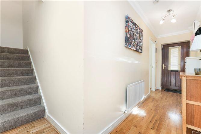 6 Mayeston Walk, Finglas, Dublin 11, historical listing image 2