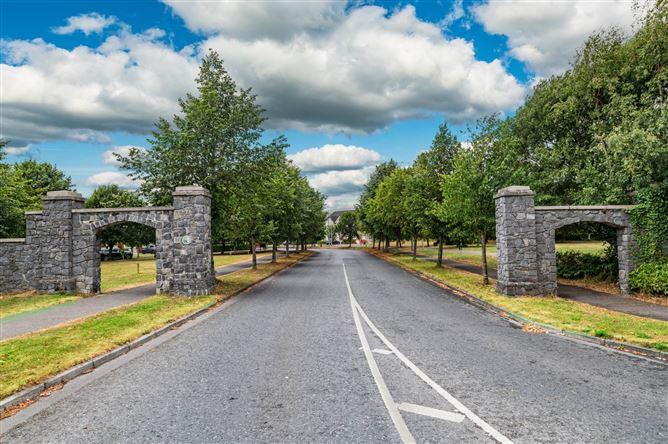 35 Eiscir Island, Eiscir Meadows, Tullamore, County Offaly, historical listing image 1