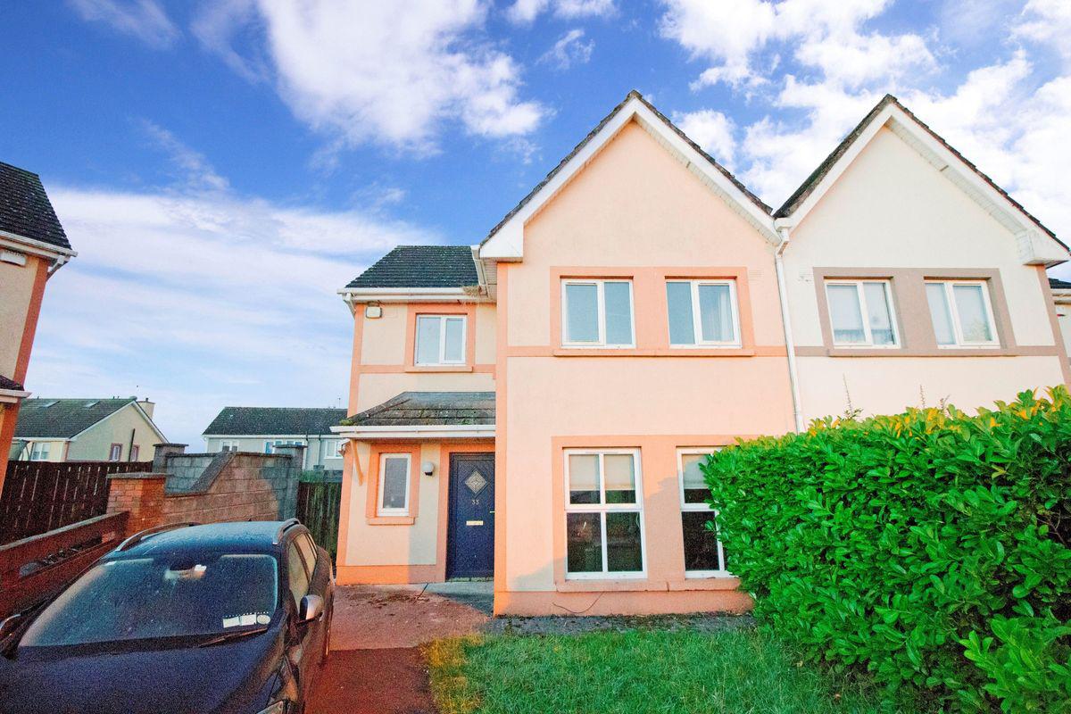 33 Philips Vale, Daingean, Co. Offaly, historical listing image 1