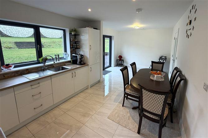 39 Newbridge Park, Skibbereen, Cork, historical listing image 5