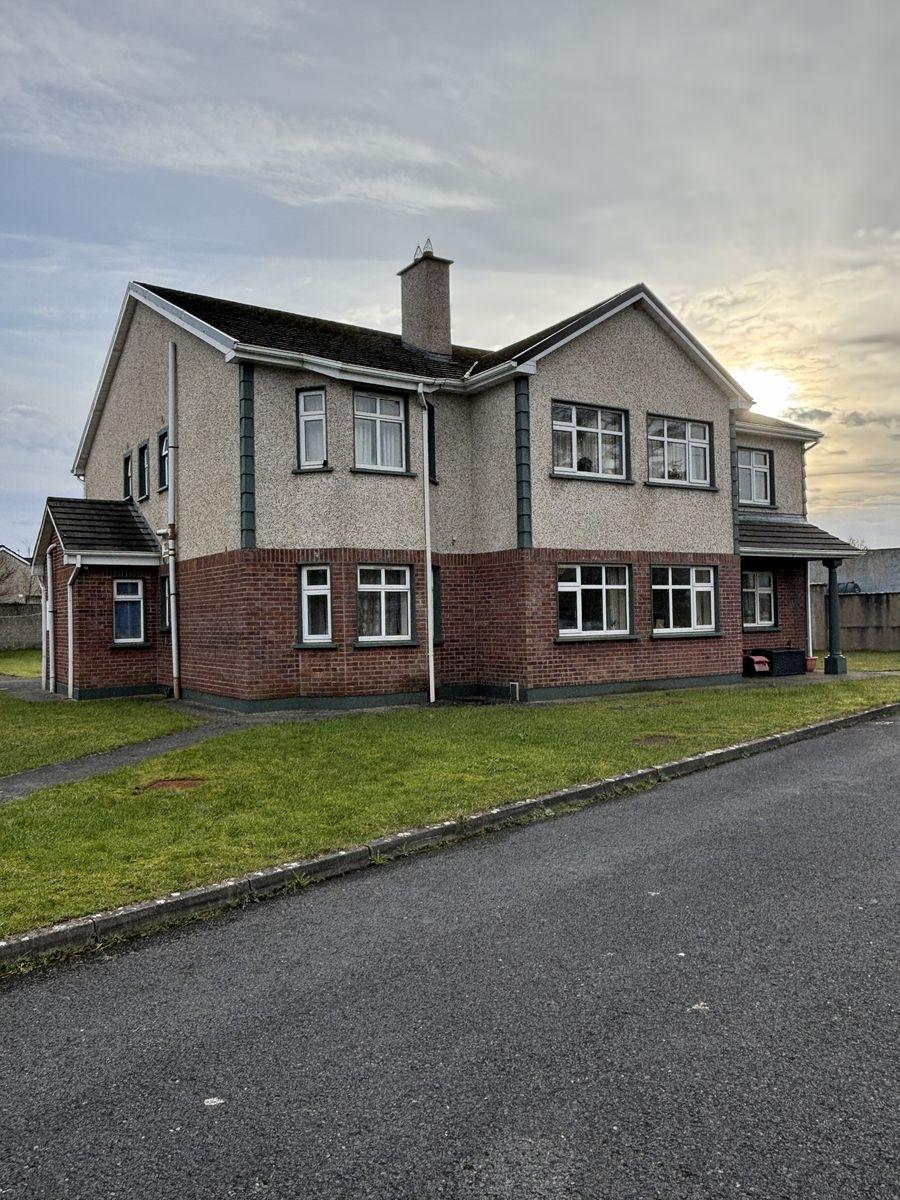 Apartment 5 , Manor Court, Westport Road, Castlebar, Co. Mayo, F23PF75, historical listing image 1