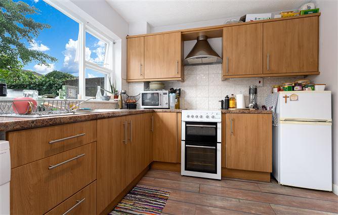 31 St Johns Close, Clondalkin, Dublin 22, historical listing image 6