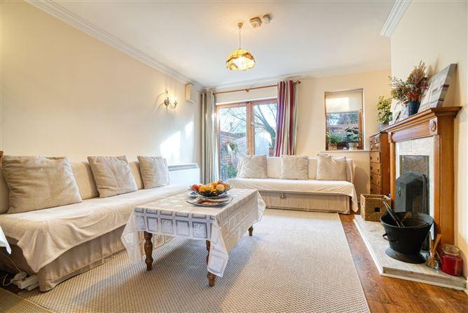 17 Dundela Haven, Sandycove, County Dublin, historical listing image 4