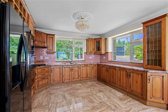 Slinneadoir, Derrycreha, Glengarriff, Co. Cork, Glengarriff, Co. Cork, P75XF58, historical listing image 6