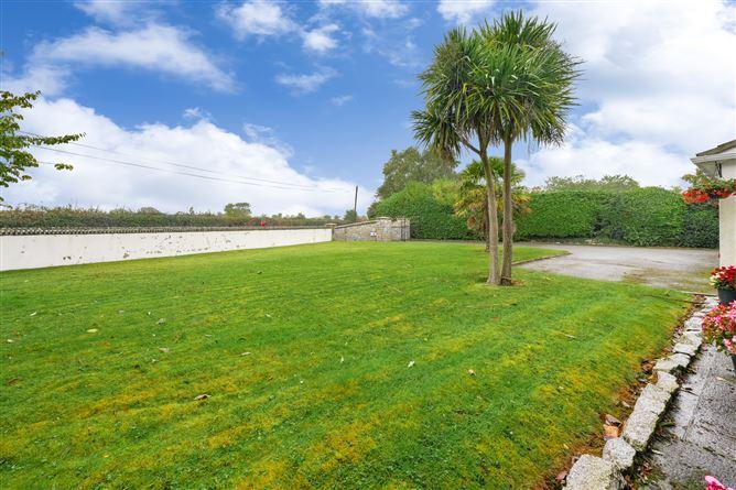 Curraghchase, Peamount Road, Newcastle, Co. Dublin, historical listing image 5