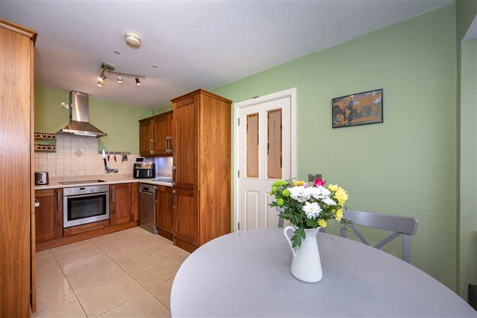 26, Highfield Square, Co. Cork, historical listing image 6