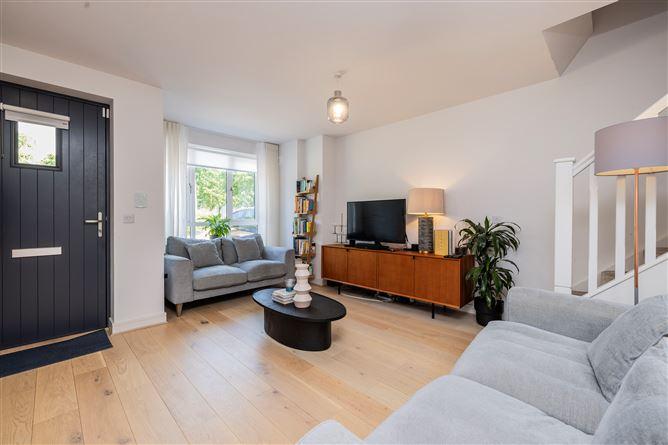 15 THE HEIGHTS, BARNOAKS, Citywest, Dublin 24, historical listing image 4