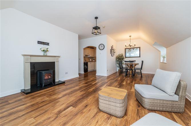 Apt 16, Block B, Maryfield Court, Naas, Kildare, historical listing image 4