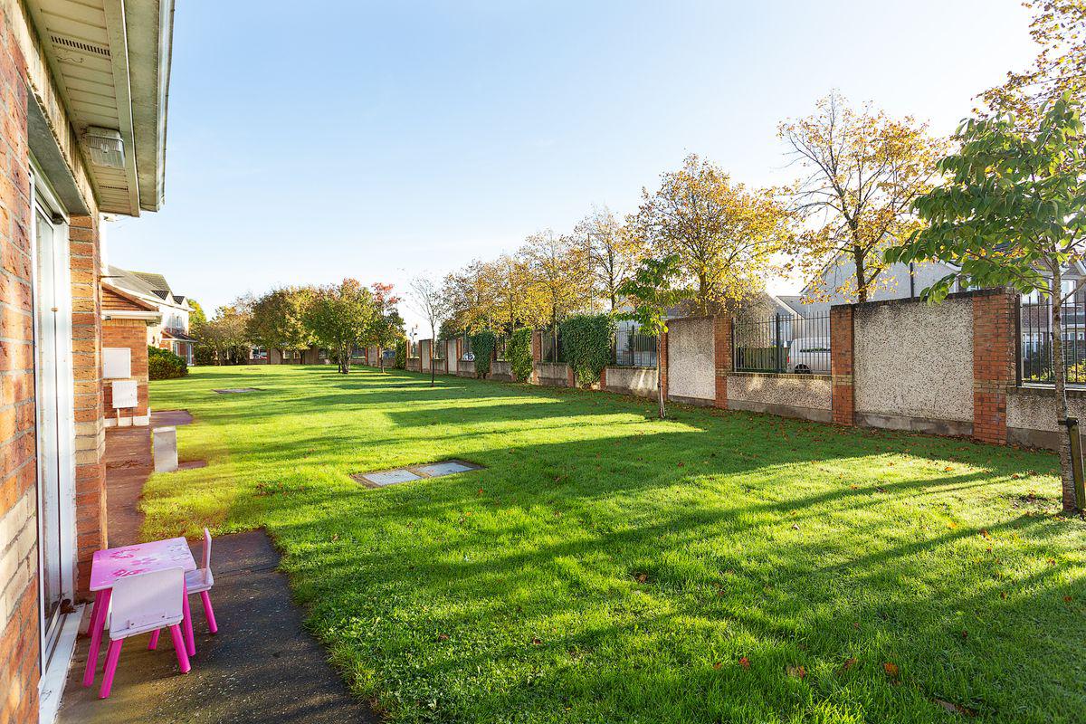 42 Rosedale Crescent, Clonee,, Dublin 15, Dublin, historical listing image 4