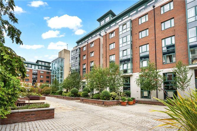 67 Adelaide Square, Whitefriar Square, Dublin 8, historical listing image 1