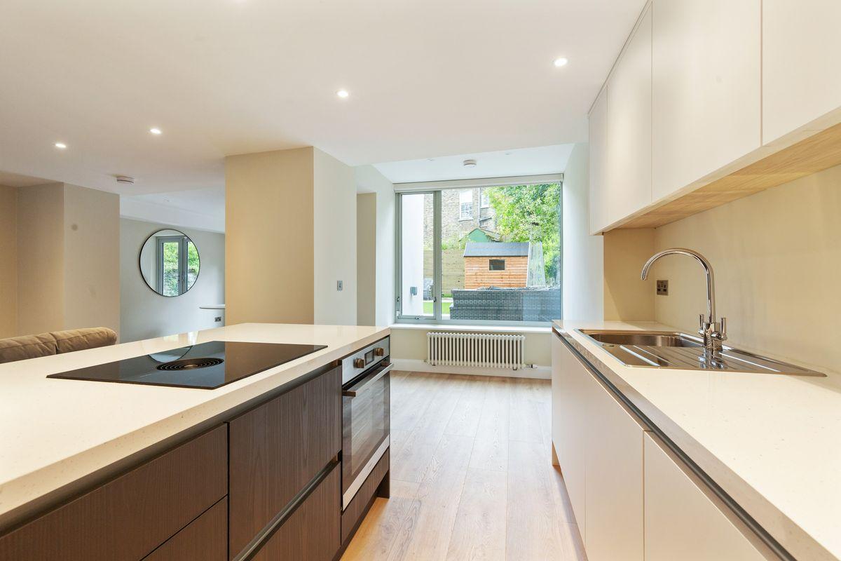 Kismet, 42 Percy Lane, Ballsbridge, Dublin 4, D04E1N8, historical listing image 2