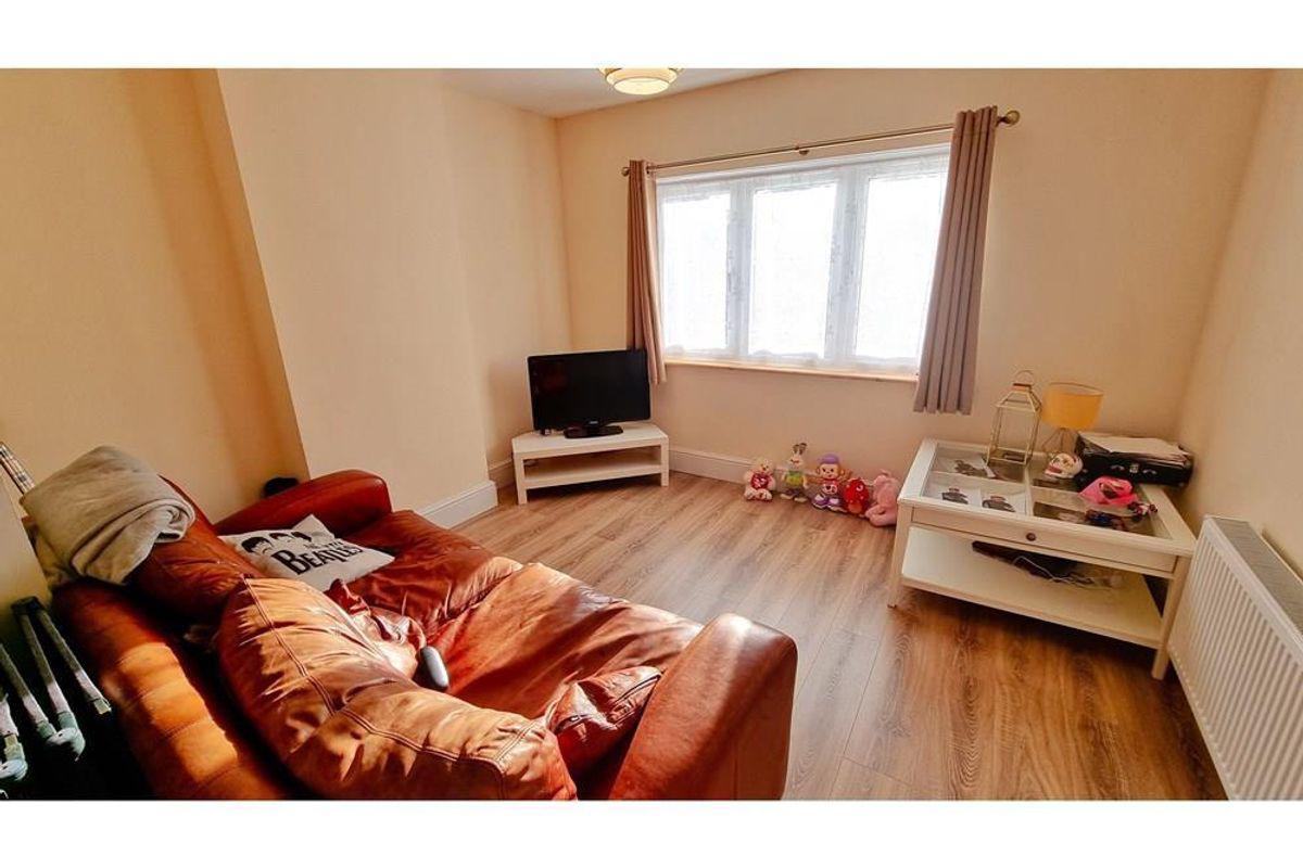 35 Hughes Road East, Dublin 12, Crumlin, Dublin 12, D12C3H0, historical listing image 2