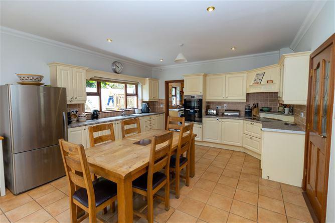 6 Chestnut Hill, Naas, Kildare, historical listing image 5