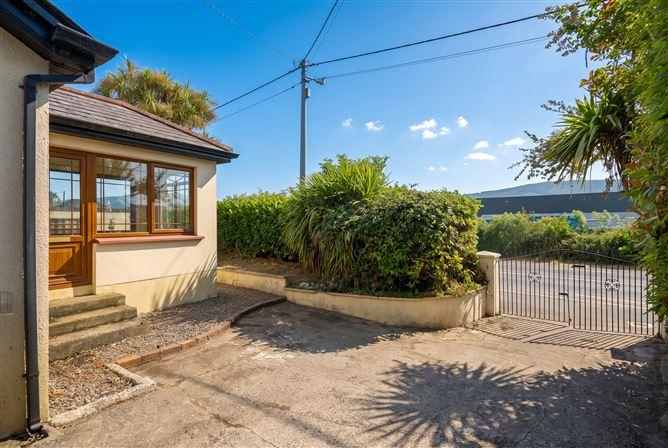 1 Kiladreenan, The Cottages, Newtownmountkennedy, Wicklow, historical listing image 2