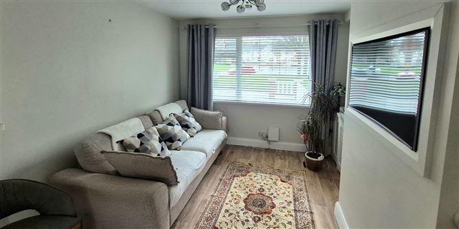 7, Griffith Drive, Dublin 11, historical listing image 6