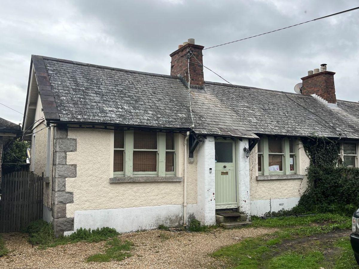 5 & 5A Farranboley Cottages, Dublin 14, Dundrum, historical listing image 1