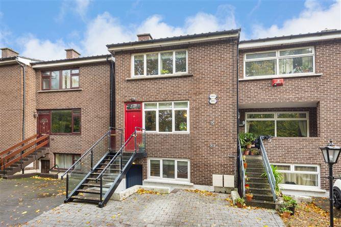 8, Fairfield Court, Dublin 4, historical listing image 1