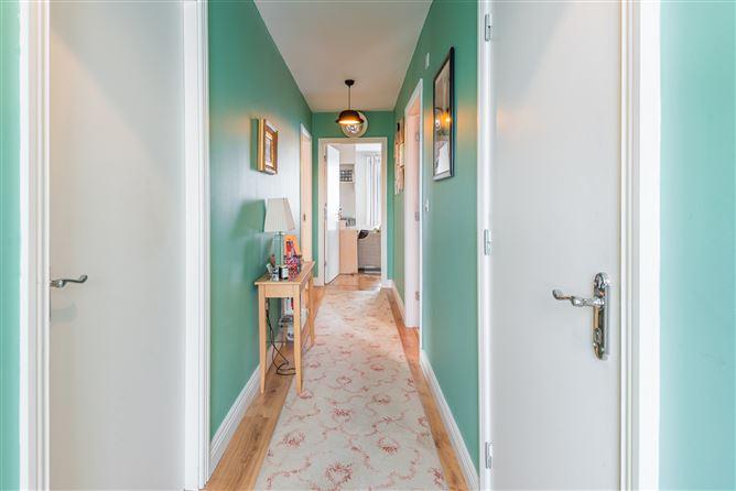 31 The Courtyard  Hill street, North City Centre, Dublin 1, historical listing image 2