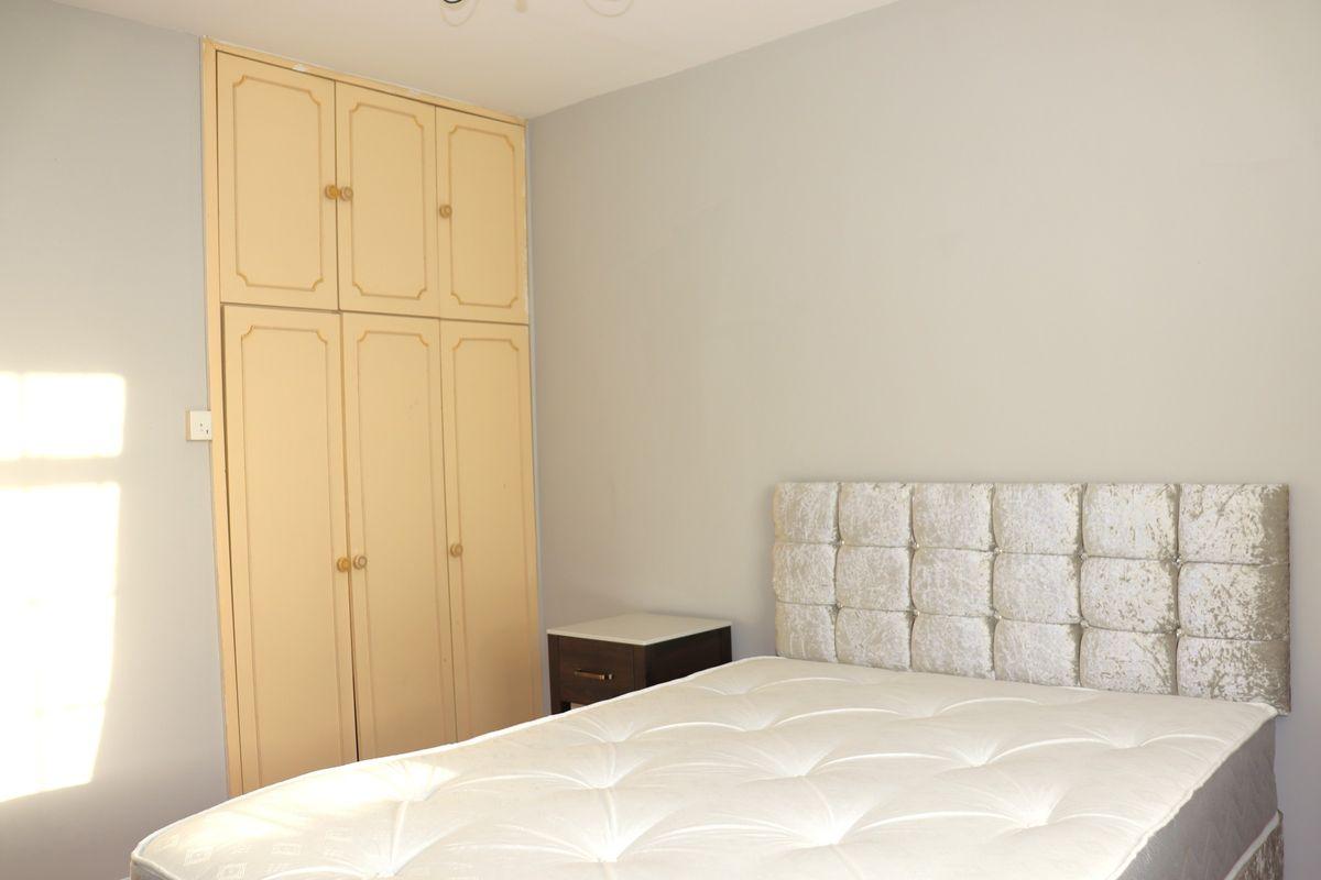 Apartment 3, Saint Jude's Apartments, Russell Court, Dooradoyle, Co. Limerick, V94H363, historical listing image 4