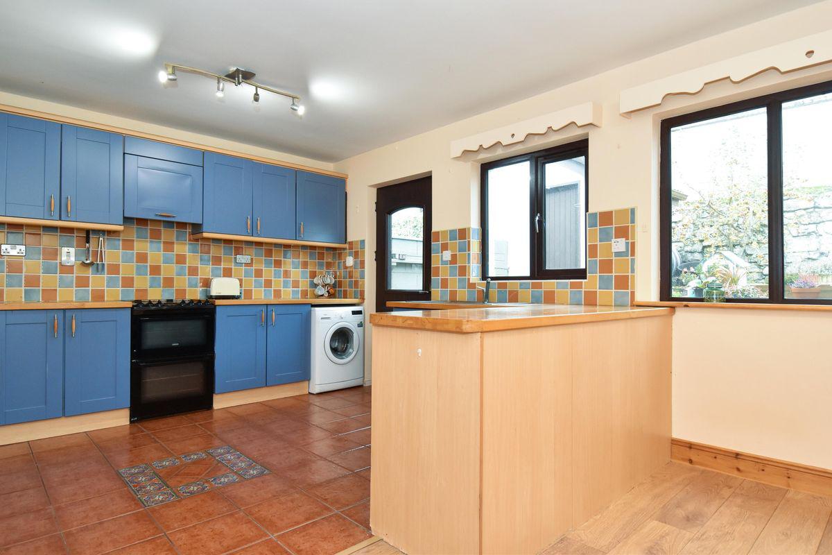 12 Forster Court, Galway City Centre, historical listing image 4
