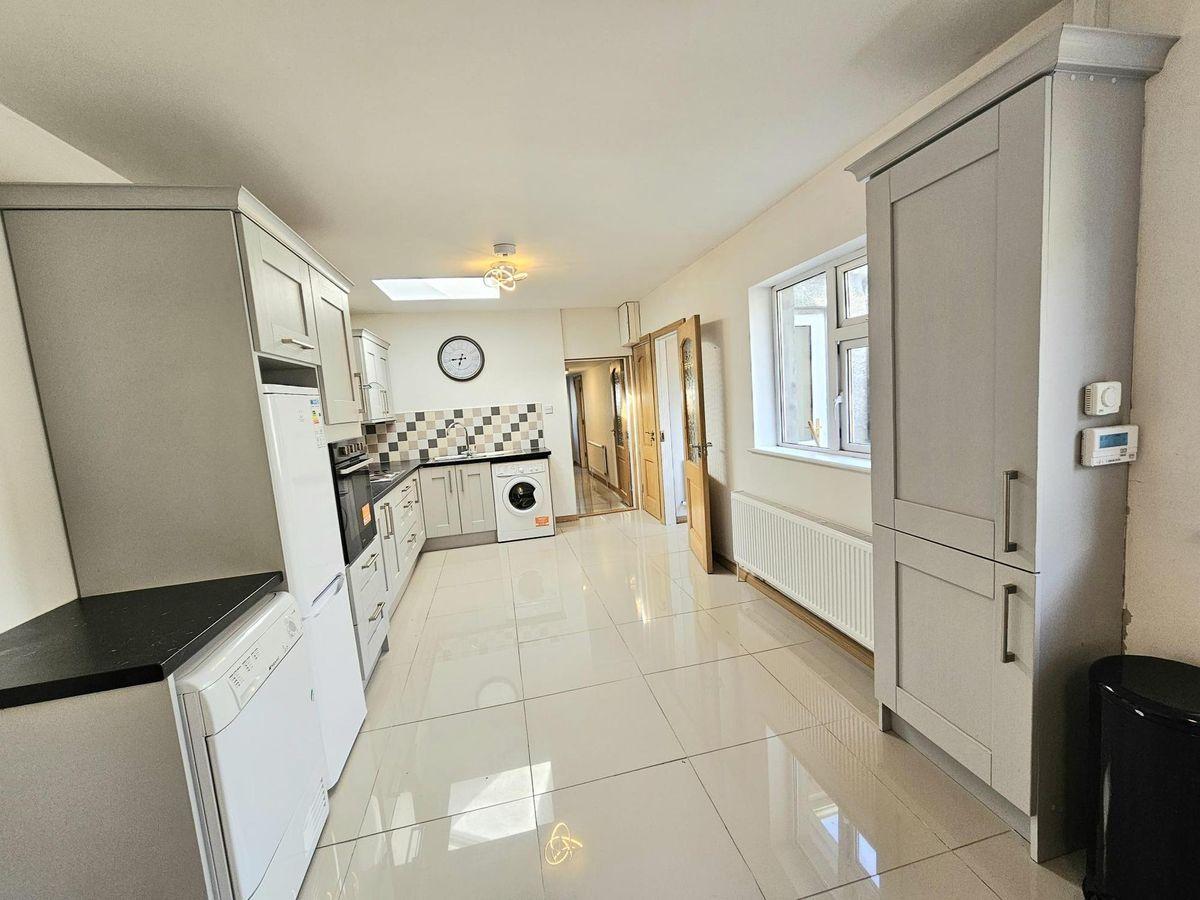 34 Convent View, Saint Mary's Road, Midleton, Co. Cork, P25W524, historical listing image 3